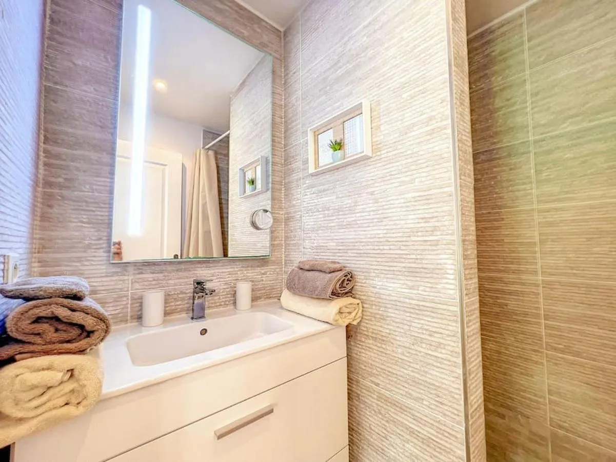Holiday home Villa Oh La La, 250M From The Beach, 2 Bedrooms Orient Bay