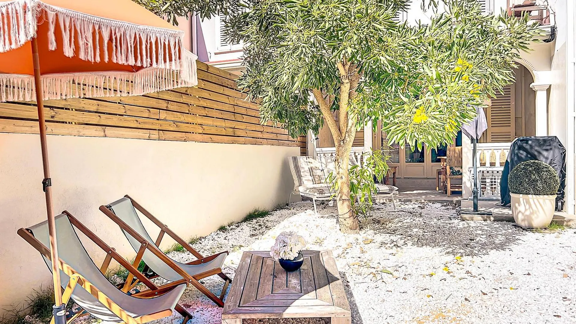 Villa Oh La La, 250M From The Beach, 2 Bedrooms Orient Bay
